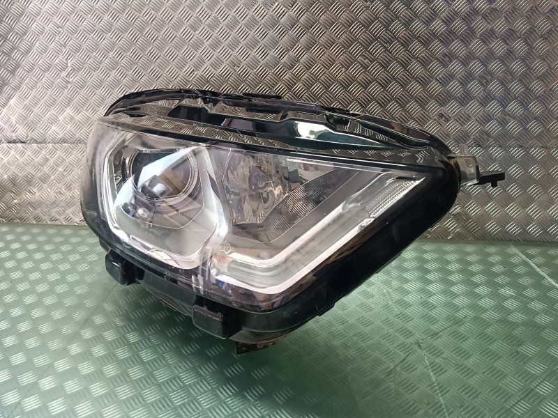 Recambio de faro derecho para ford ecosport (cr6) referencia OEM IAM 01RL02HC  LED