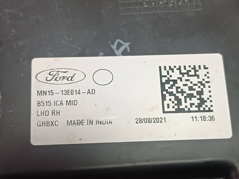 Recambio de faro derecho para ford ecosport (cr6) referencia OEM IAM 01RL02HC  LED