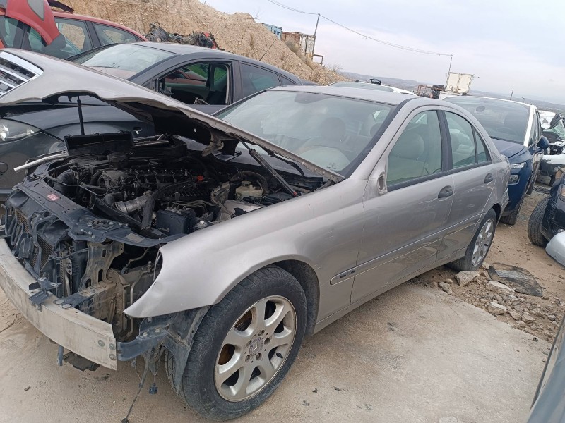 mercedes-benz clase c (w203) berlina del año 2008