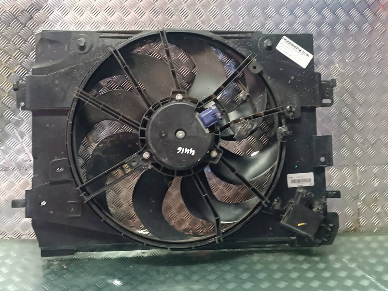 Recambio de electroventilador para dacia sandero iii referencia OEM IAM 214815012R 5020853 255503792R