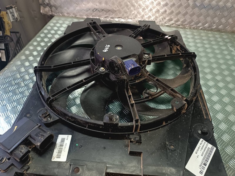 Recambio de electroventilador para dacia sandero iii referencia OEM IAM 214815012R 5020853 255503792R