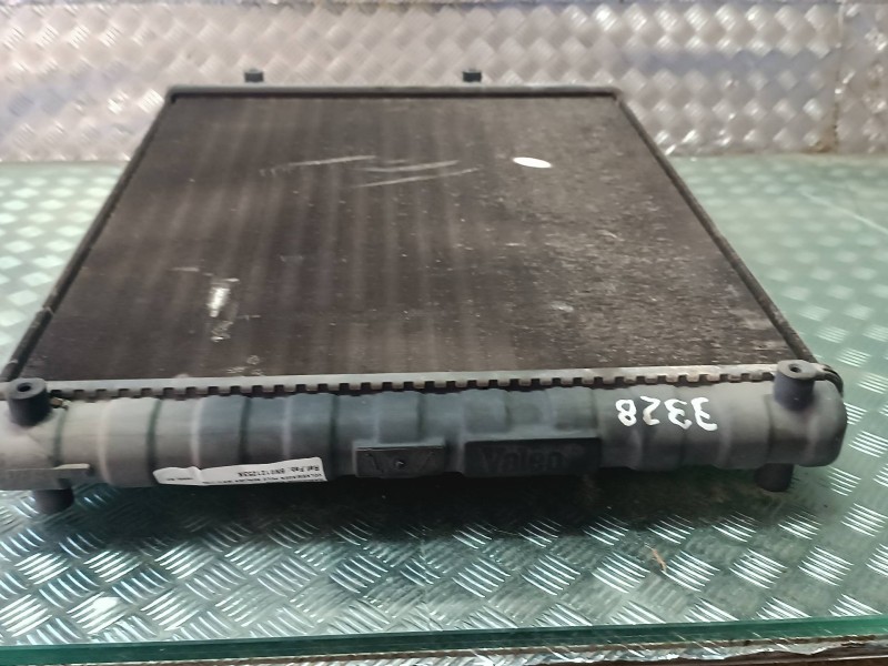 Recambio de radiador agua para volkswagen polo berlina (6n1) air referencia OEM IAM 6N0121253K.  VALEO