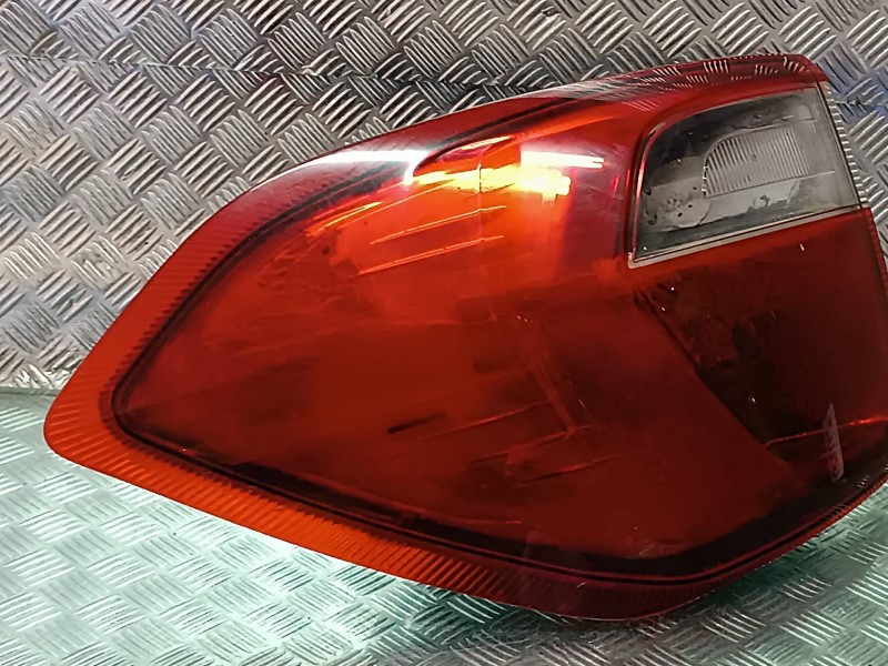 Recambio de piloto trasero izquierdo para ford ecosport (cr6) referencia OEM IAM CN1513405BC  VALEO