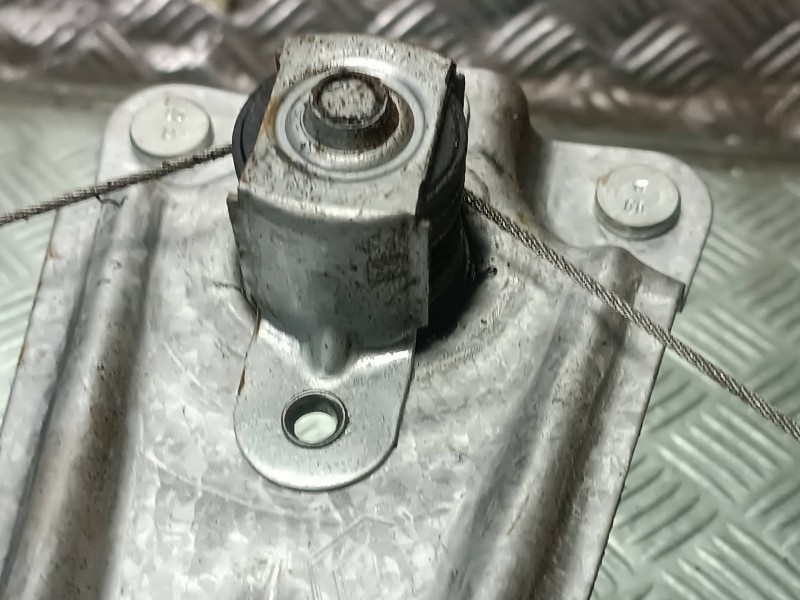 Recambio de elevalunas trasero izquierdo para dacia sandero iii referencia OEM IAM 827217198R  ELECTRICO