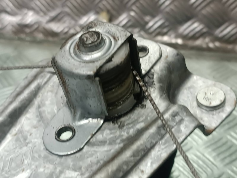 Recambio de elevalunas trasero derecho para dacia sandero iii referencia OEM IAM 827202131R  ELECTRICO