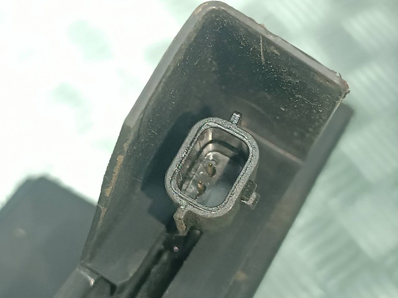 Recambio de cerradura puerta trasera derecha para dacia sandero iii referencia OEM IAM  CONECTOR 2 PINES ELECTRICA