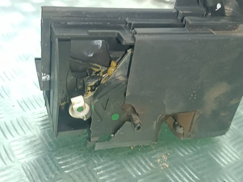 Recambio de cerradura puerta trasera derecha para dacia sandero iii referencia OEM IAM  CONECTOR 2 PINES ELECTRICA