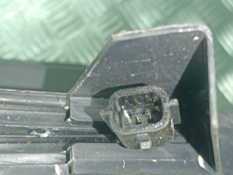 Recambio de cerradura puerta delantera derecha para dacia sandero iii referencia OEM IAM  CONECTOR 2 PINES ELECTRICA