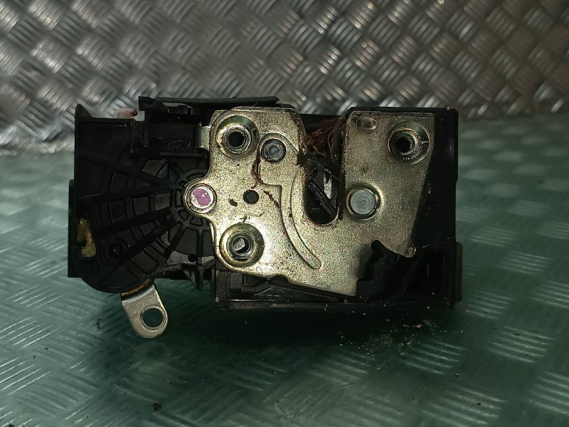 Recambio de cerradura puerta delantera derecha para dacia sandero iii referencia OEM IAM  CONECTOR 2 PINES ELECTRICA