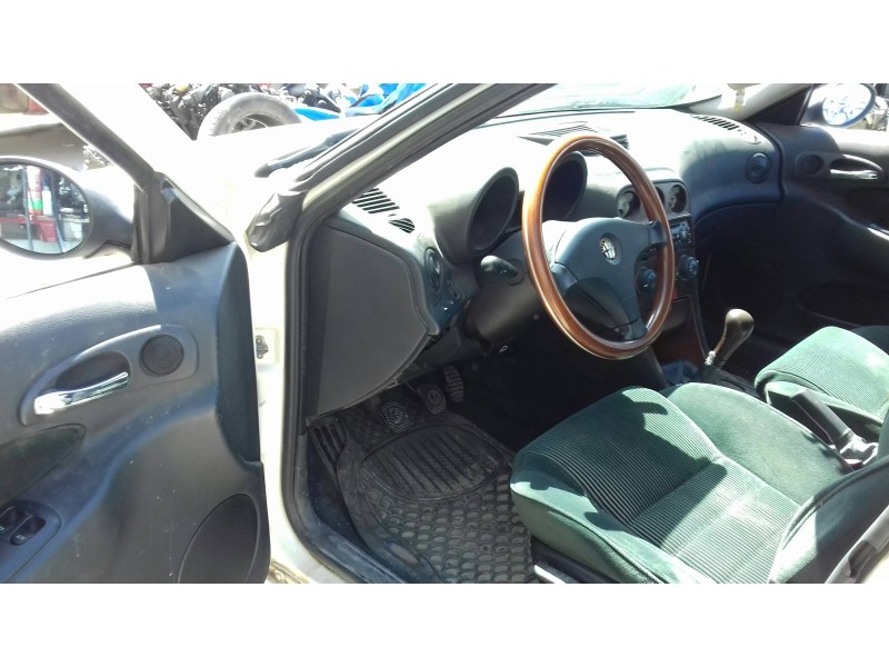 alfa romeo 156 del año 1999