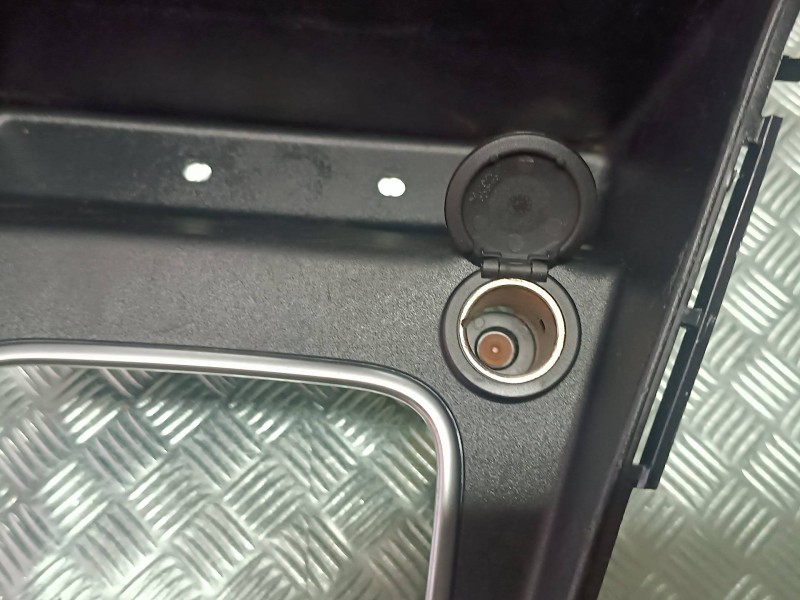 Recambio de embellecedor para ford ecosport (cr6) referencia OEM IAM GN15A044H96 AGN15A044H96 PALANCA DE CAMBIOS