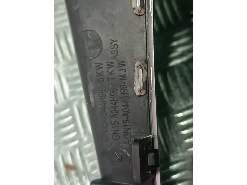 Recambio de embellecedor para ford ecosport (cr6) referencia OEM IAM GN15A044H96 AGN15A044H96 PALANCA DE CAMBIOS