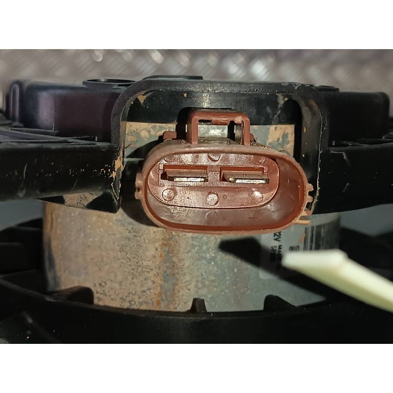 Recambio de electroventilador para ford ecosport (cr6) referencia OEM IAM H1BG8C607FA FOMOCO CONECTOR 2 PINES