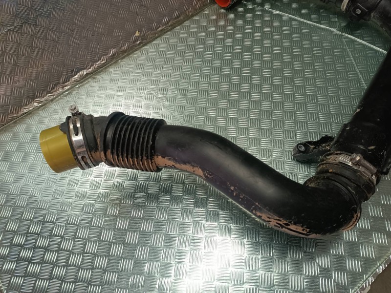 Recambio de tubo para ford ecosport (cr6) referencia OEM IAM CV616C784BJ CV616C784AG TUBO INTERCOOLER