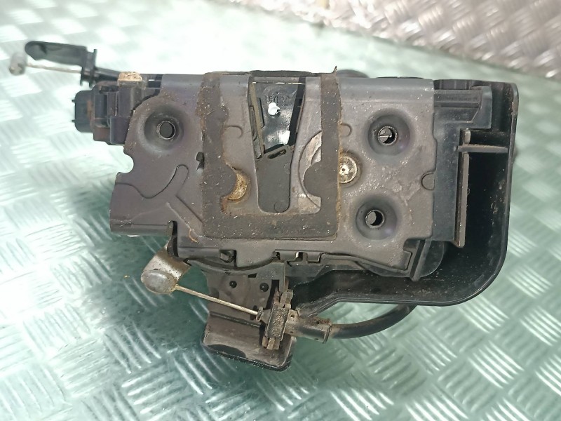 Recambio de cerradura puerta delantera derecha para ford focus berlina (cap) referencia OEM IAM 3M5AR21812AK  ELECTRICA