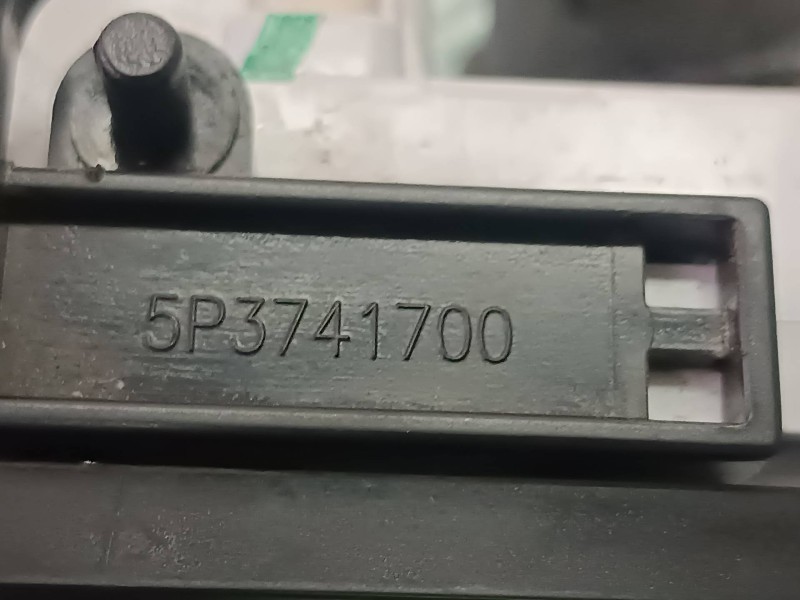 Recambio de mando calefaccion / aire acondicionado para dacia sandero iii referencia OEM IAM 5P3741700  