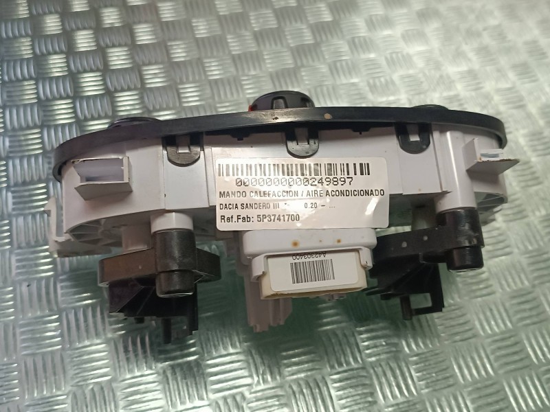 Recambio de mando calefaccion / aire acondicionado para dacia sandero iii referencia OEM IAM 5P3741700  