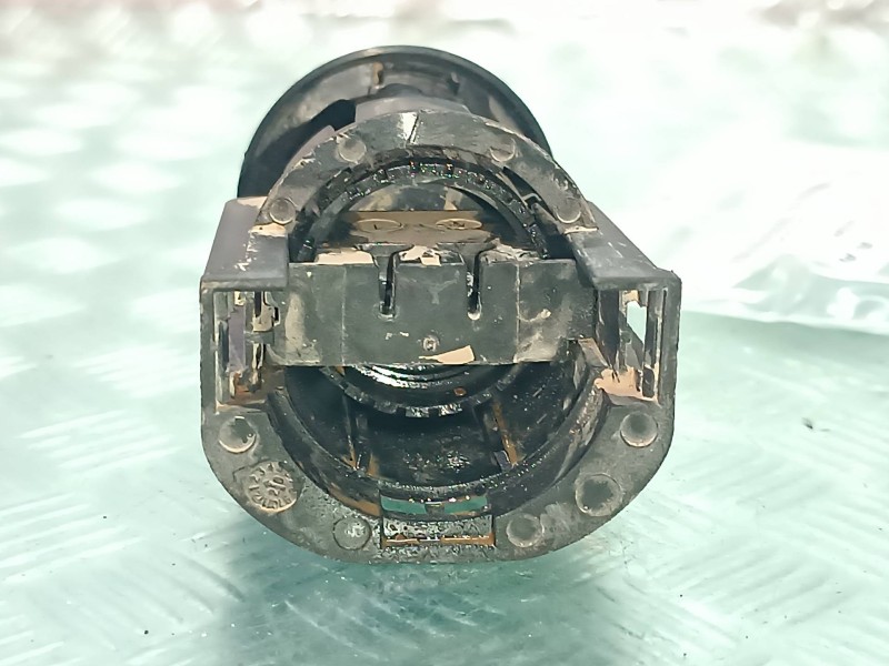 Recambio de interruptor para dacia sandero iii referencia OEM IAM   LUZ