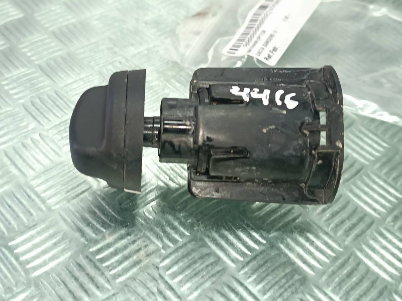 Recambio de interruptor para dacia sandero iii referencia OEM IAM   LUZ