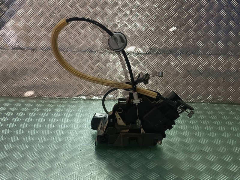 Recambio de cerradura puerta delantera izquierda para ford focus berlina (cap) referencia OEM IAM 3M5AR21813ER  ELECTRICA