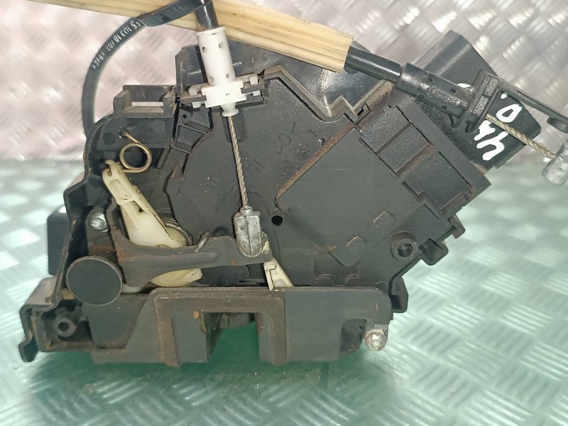 Recambio de cerradura puerta delantera izquierda para ford focus berlina (cap) referencia OEM IAM 3M5AR21813ER  ELECTRICA