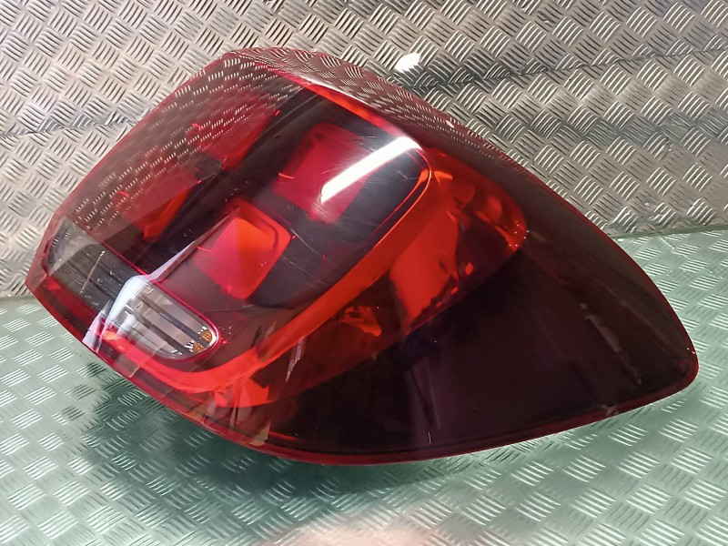 Recambio de piloto trasero derecho para dacia sandero iii referencia OEM IAM 265506147R 90113189 VALEO