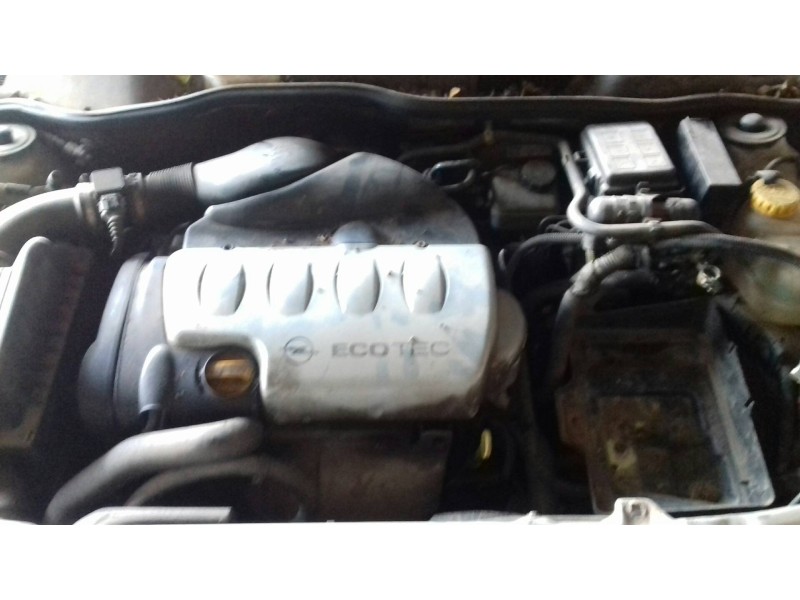 opel astra g berlina del año 1999