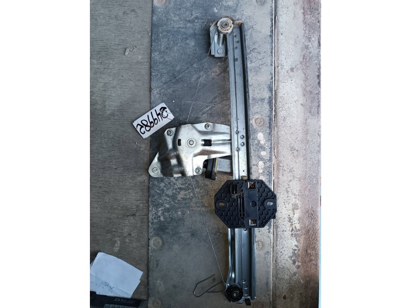 Recambio de elevalunas delantero derecho para dacia sandero iii referencia OEM IAM 807209299R 0371001 ELECTRICO