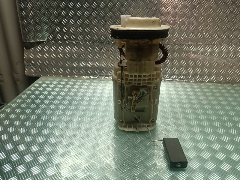 Recambio de bomba combustible para seat leon (1m1) referencia OEM IAM 1J0919051H 228233001 AFORADOR BOMBA