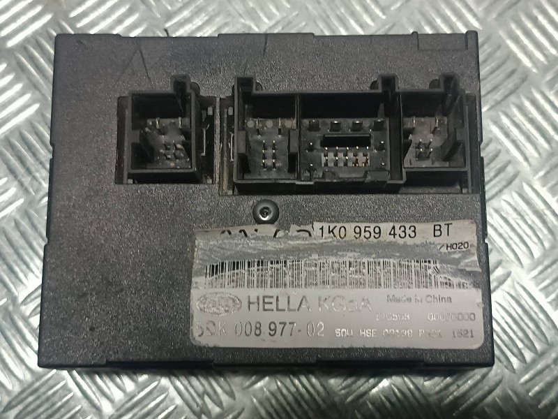 Recambio de modulo confort para volkswagen tiguan (5n1) country referencia OEM IAM 1K0959433BT 5DK00897702 HELLA