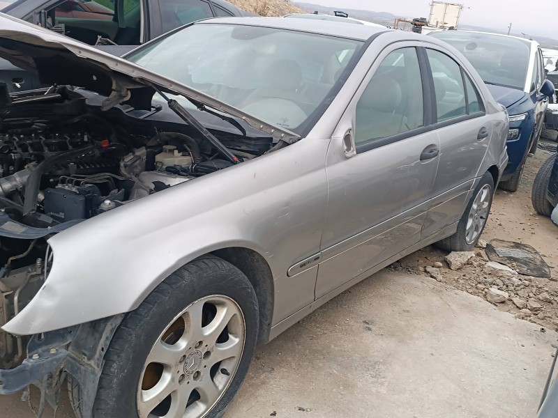 mercedes-benz clase c (w203) berlina del año 2008