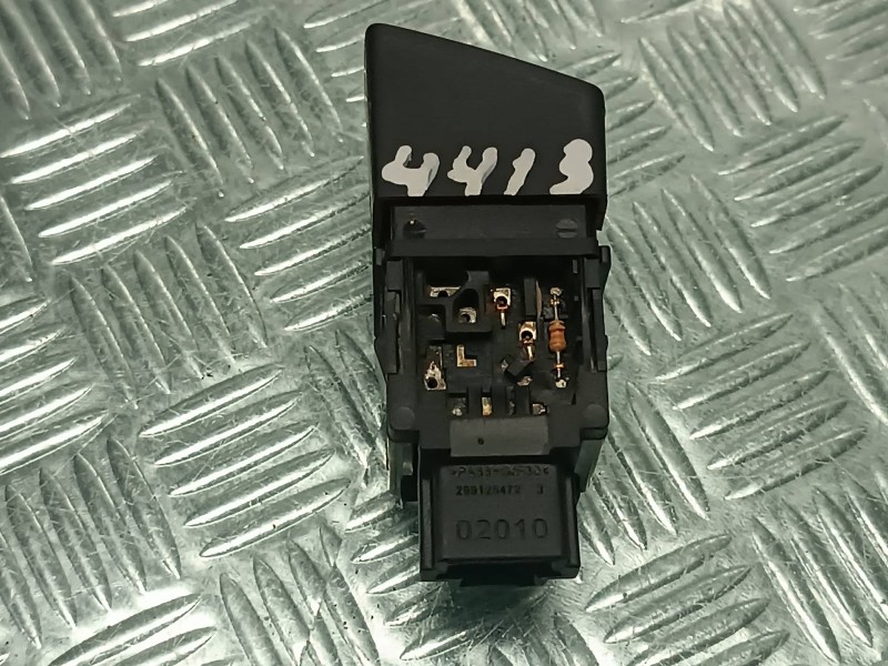 Recambio de warning para nissan micra v (k14) referencia OEM IAM 02010  CONECTOR 4 PINES