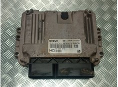 Recambio de centralita motor uce para opel zafira b enjoy referencia OEM IAM 0281014452 555666279 BOSCH