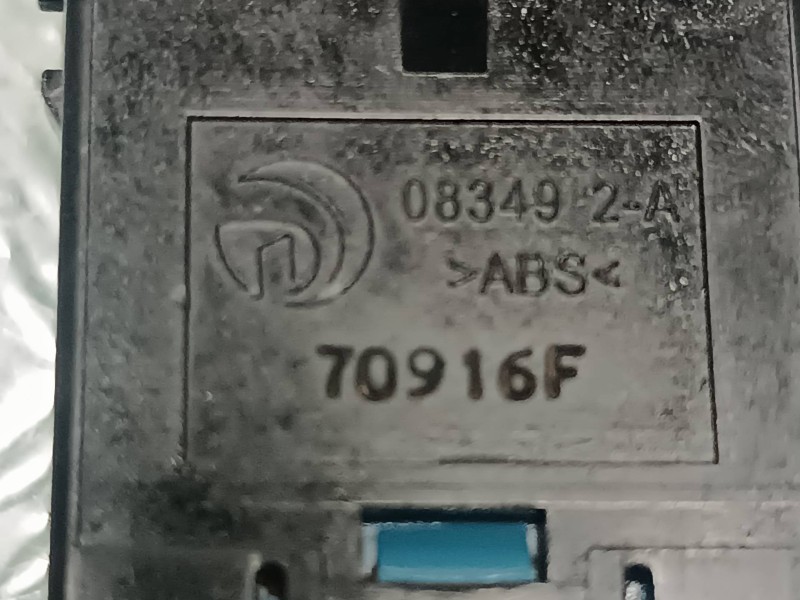 Recambio de interruptor para nissan micra v (k14) referencia OEM IAM 083492A CONECTOR 6 PINES AUTO OFF