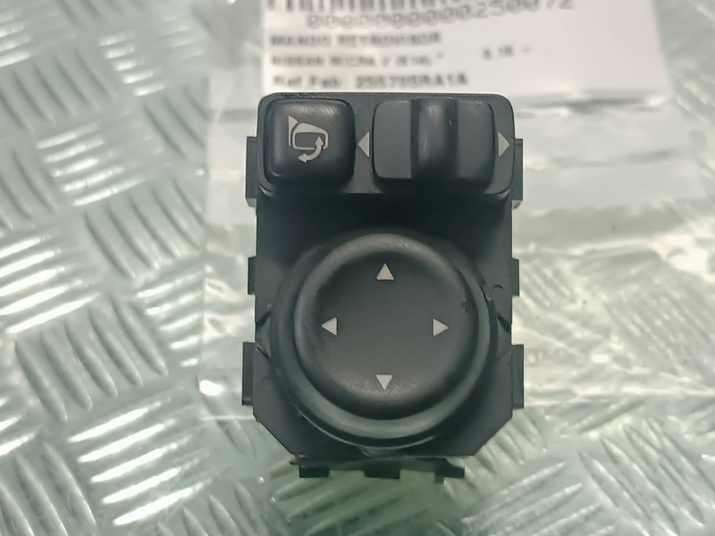 Recambio de mando retrovisor para nissan micra v (k14) referencia OEM IAM 255705RA1A  CONECTOR 15 PINES