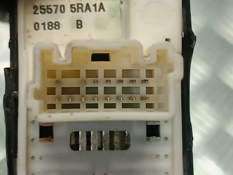 Recambio de mando retrovisor para nissan micra v (k14) referencia OEM IAM 255705RA1A  CONECTOR 15 PINES