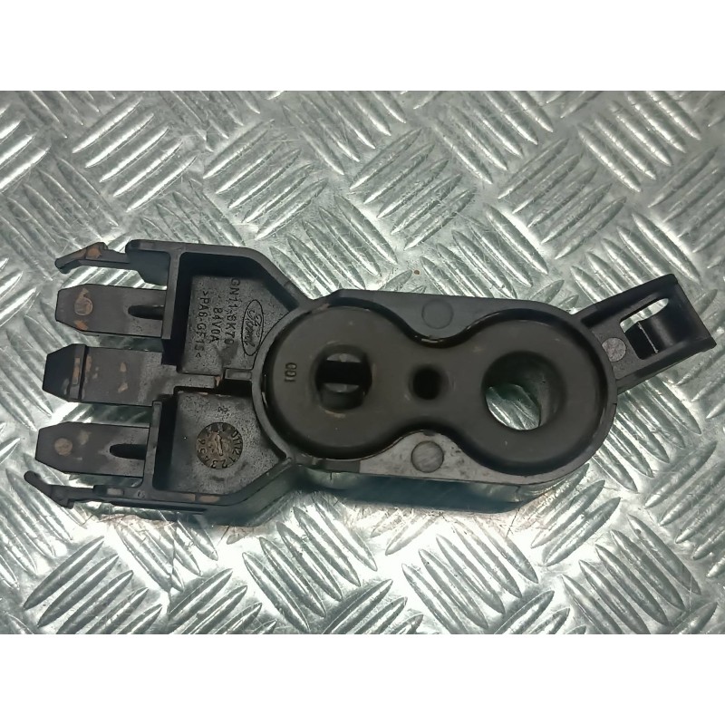 Recambio de soporte radiador para ford ecosport (cr6) referencia OEM IAM GN116K784AB  