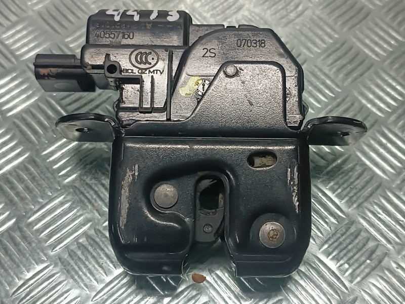 Recambio de cerradura maletero / porton para nissan micra v (k14) referencia OEM IAM 905039428R 40557160 4 PINES