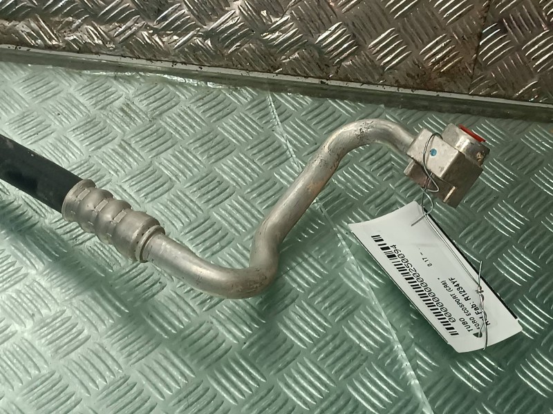 Recambio de tubo para ford ecosport (cr6) referencia OEM IAM R1234YF 6742911B CONECTOR 3 PINES