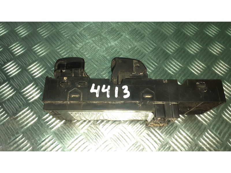 Recambio de mando elevalunas delantero izquierdo para nissan micra v (k14) referencia OEM IAM 809615FA5A  
