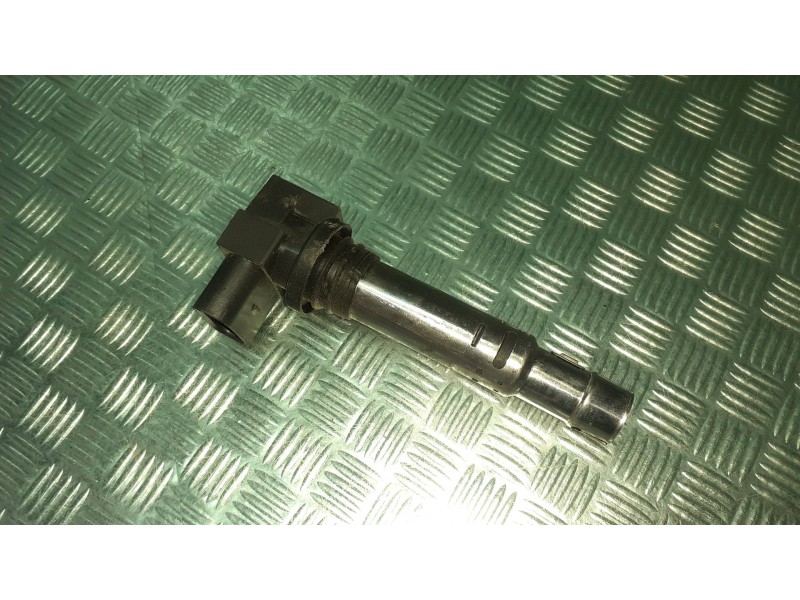 Recambio de bobina encendido para seat leon (1m1) referencia OEM IAM 0986221023 BOSCH 4 PINES