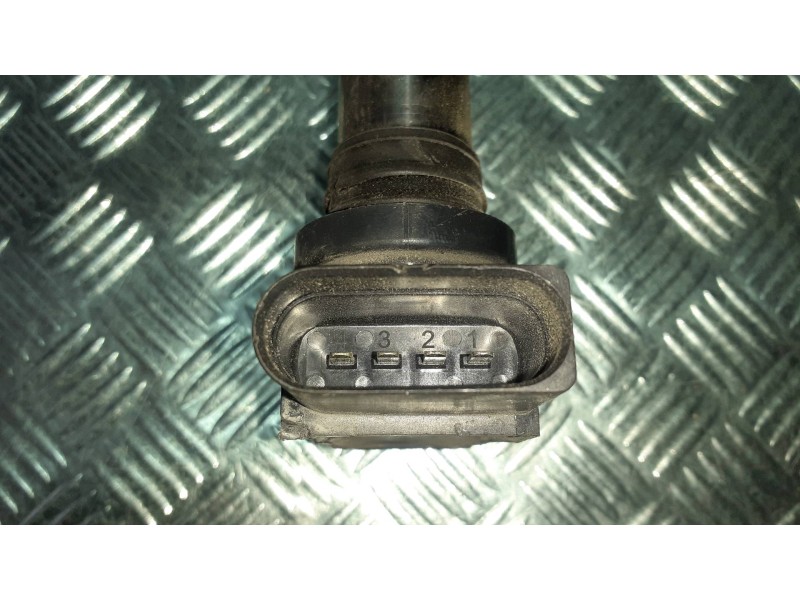 Recambio de bobina encendido para seat leon (1m1) referencia OEM IAM 036905715G  4 PINES
