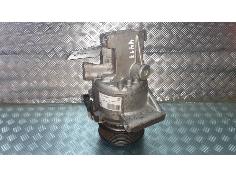 Recambio de compresor aire acondicionado para nissan micra v (k14) referencia OEM IAM 926003541R T99133AA VALEO
