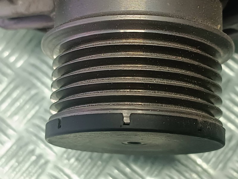 Recambio de alternador para opel zafira b enjoy referencia OEM IAM 12090284125N  2 PINES