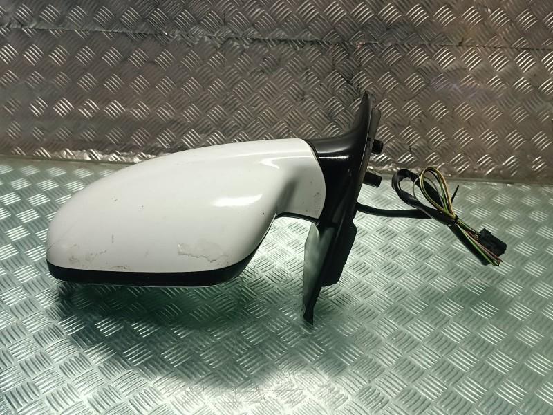 Recambio de retrovisor izquierdo para peugeot 307 berlina (s2) referencia OEM IAM 96577210 10525 ELECTRICO