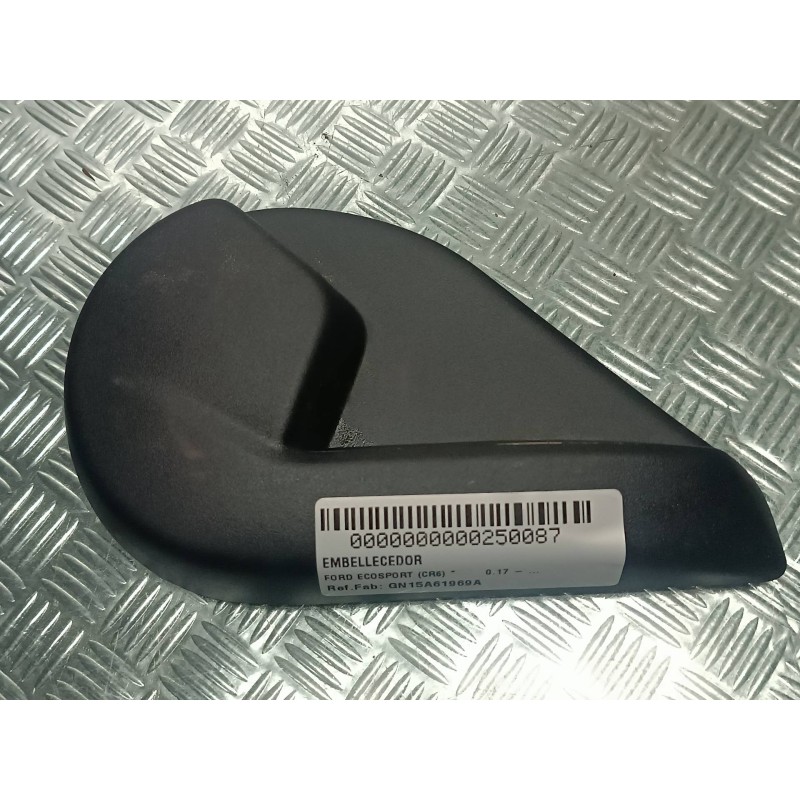 Recambio de embellecedor para ford ecosport (cr6) referencia OEM IAM GN15A61969A  