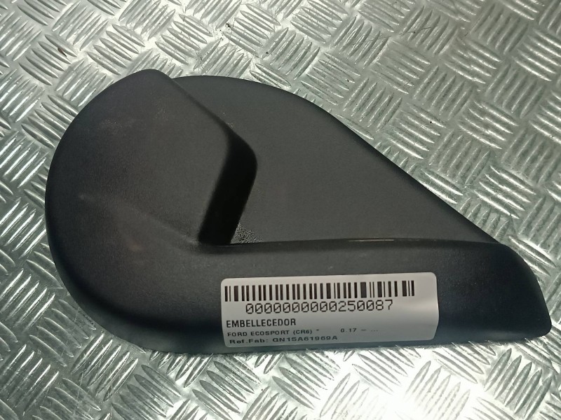 Recambio de embellecedor para ford ecosport (cr6) referencia OEM IAM GN15A61969A  