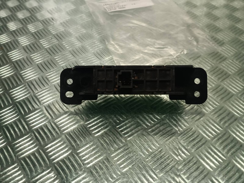 Recambio de interruptor para nissan micra v (k14) referencia OEM IAM 70829C  TRIP RESET