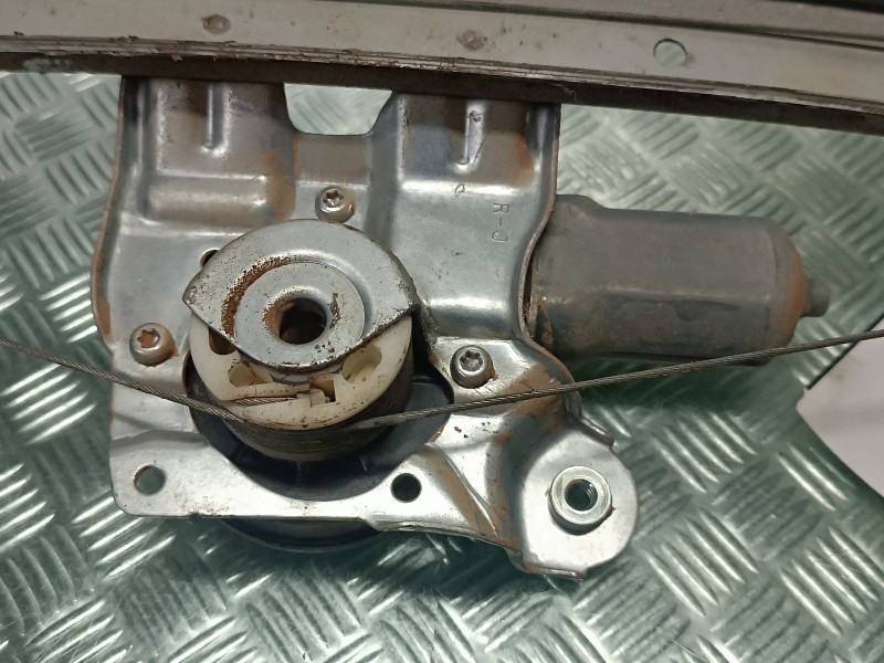 Recambio de elevalunas delantero derecho para nissan micra v (k14) referencia OEM IAM 2621005640 CONECTOR 6 PINES ELECTRICO