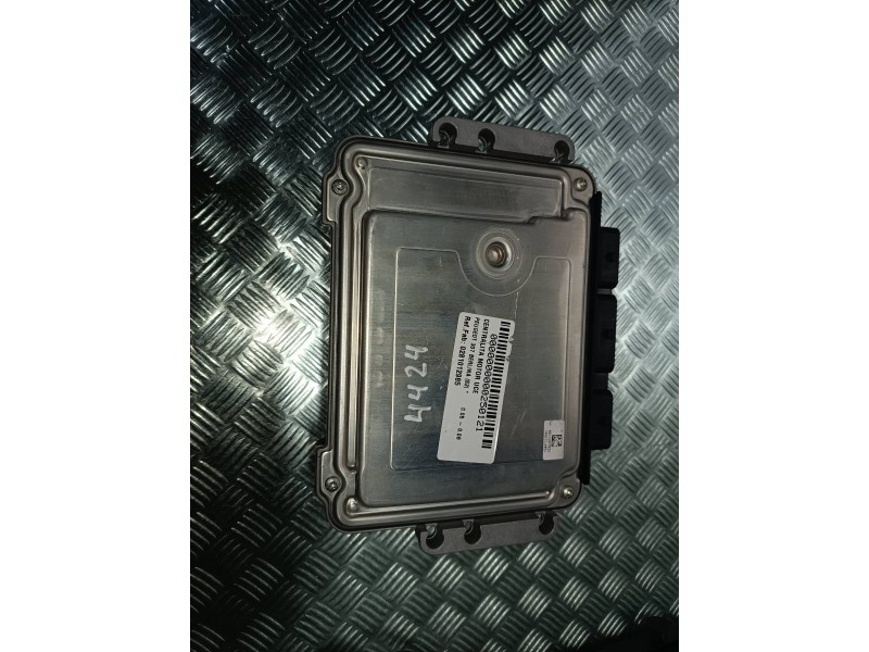 Recambio de centralita motor uce para peugeot 307 berlina (s2) referencia OEM IAM 0281012985 9661940480 KIT - BOSCH